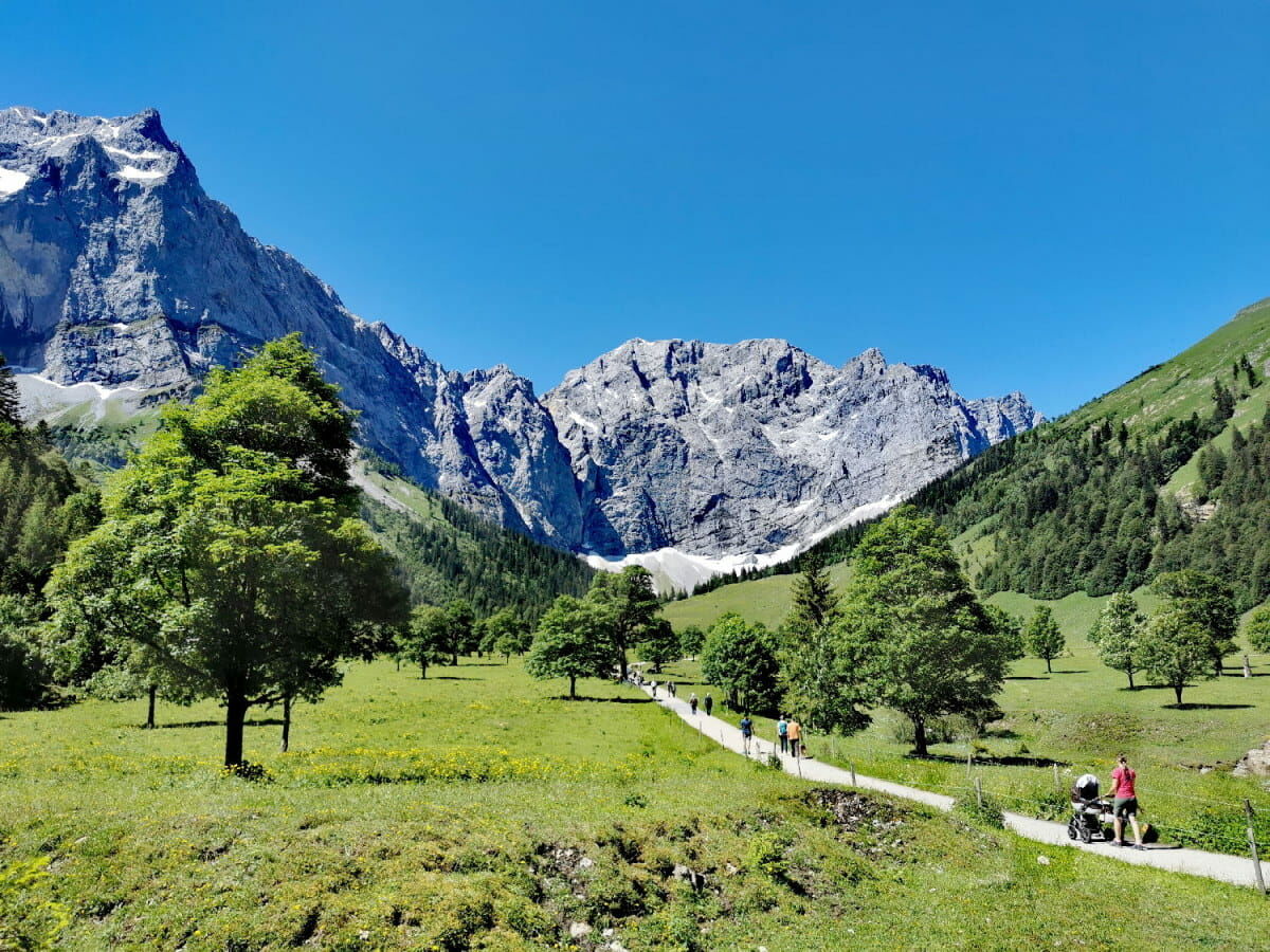 GROSSER AHORNBODEN im Karwendel ⭐ Naturdenkmal